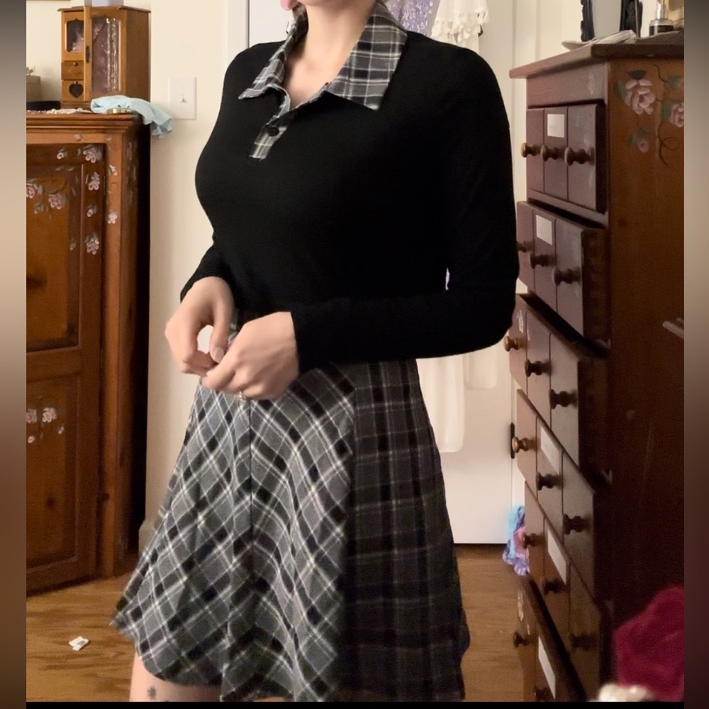 Plaid skirt & collared long sleeve 2 piece set, preppy academia, coquette outfit